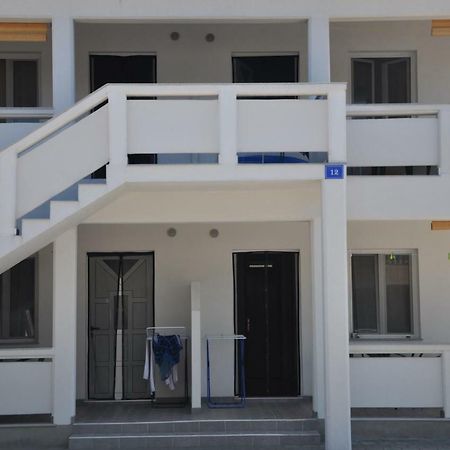 Apartments Istuk Vir Zewnętrze zdjęcie