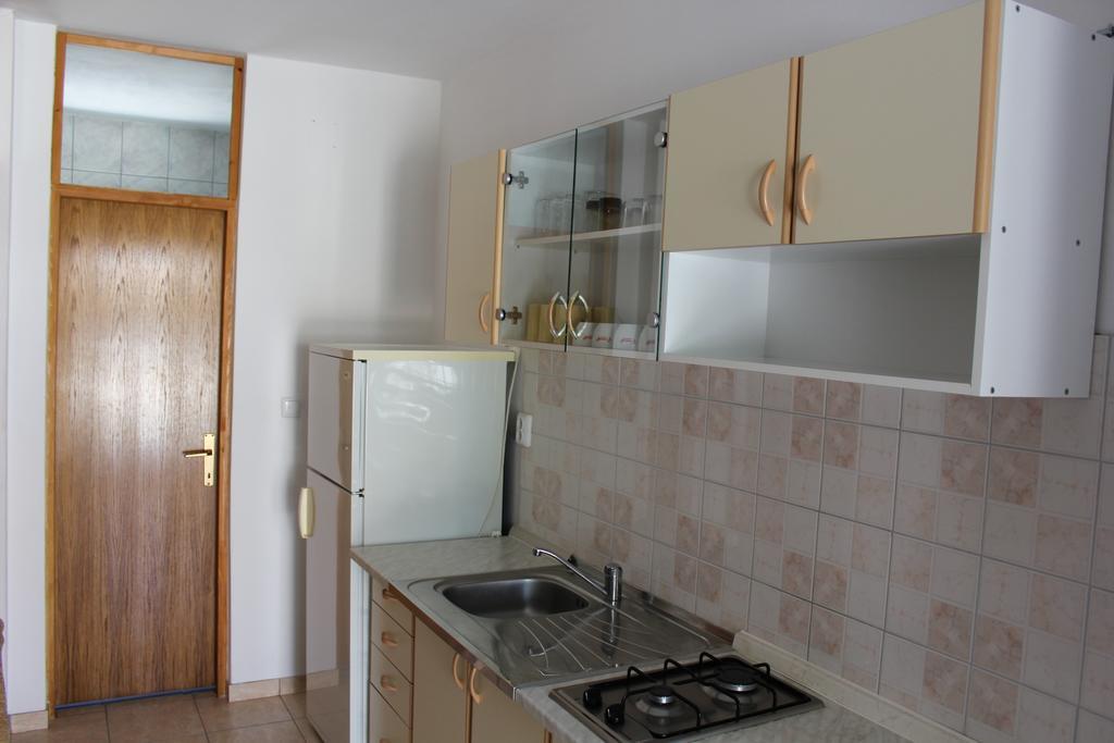 Apartments Istuk Vir Pokój zdjęcie