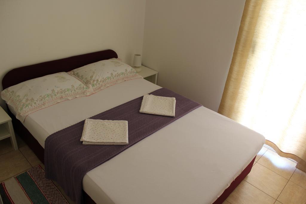 Apartments Istuk Vir Pokój zdjęcie