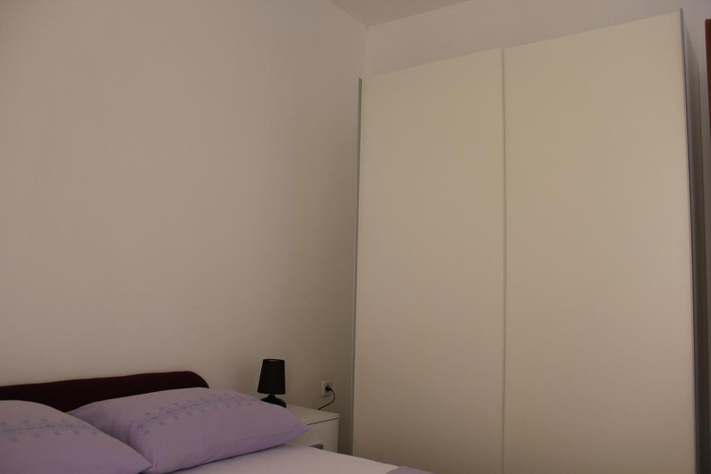 Apartments Istuk Vir Pokój zdjęcie