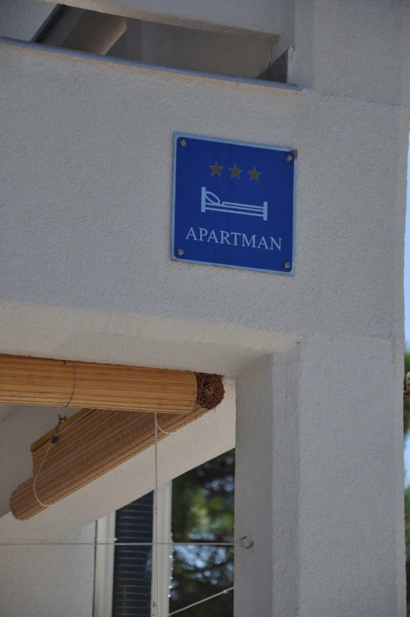 Apartments Istuk Vir Zewnętrze zdjęcie