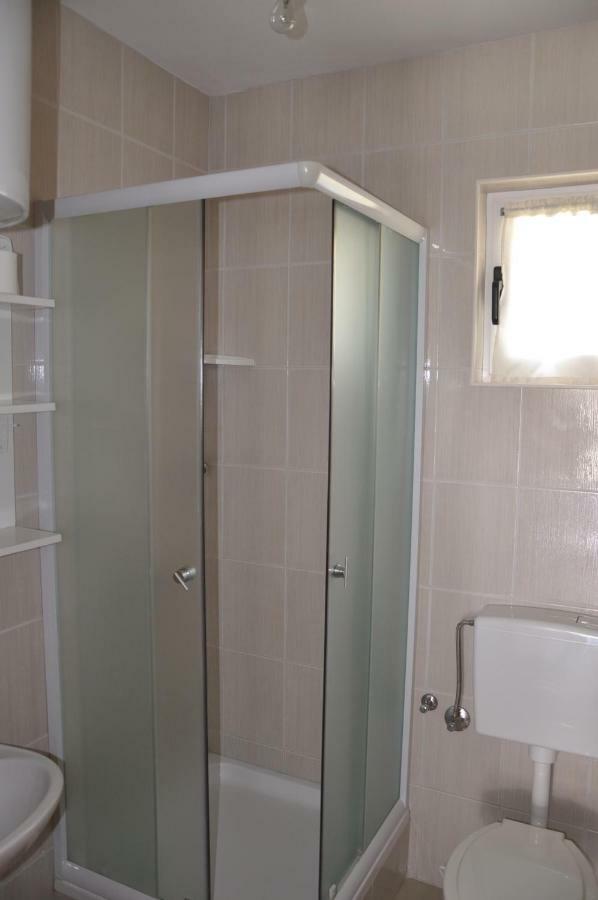 Apartments Istuk Vir Zewnętrze zdjęcie