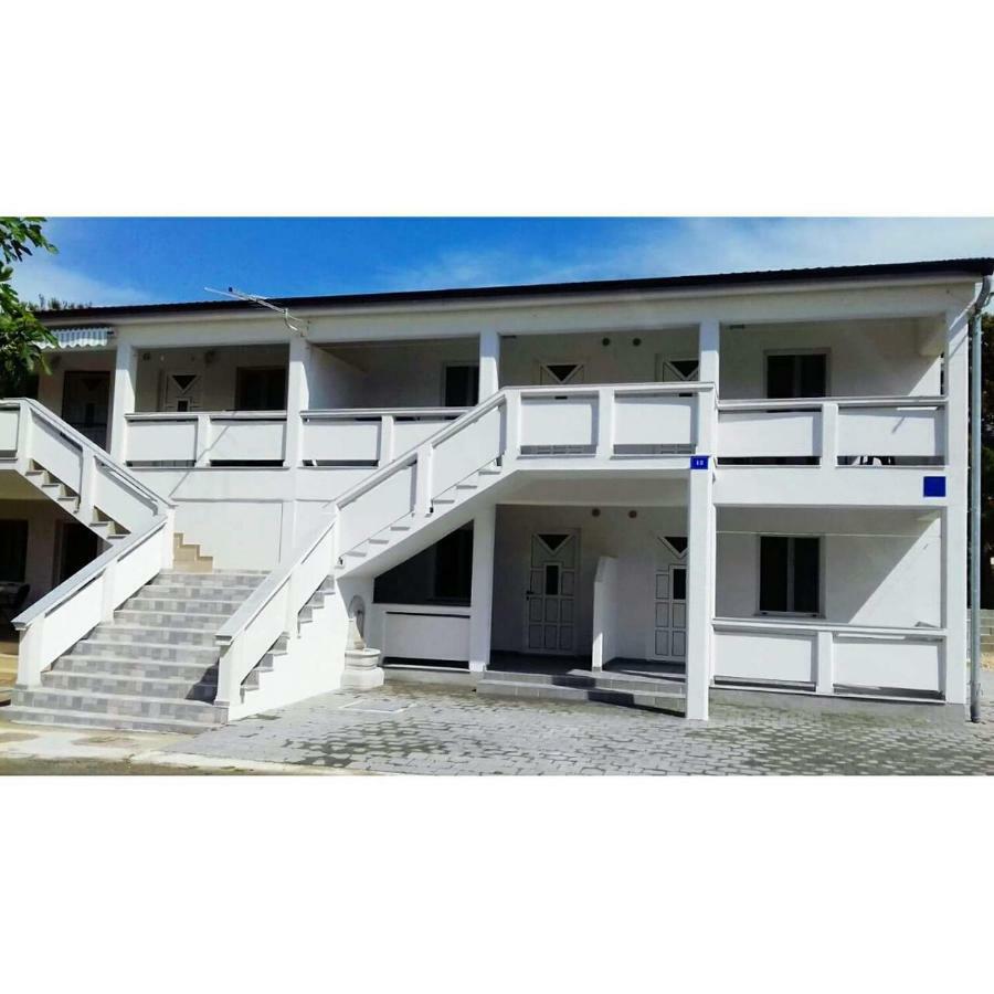 Apartments Istuk Vir Zewnętrze zdjęcie